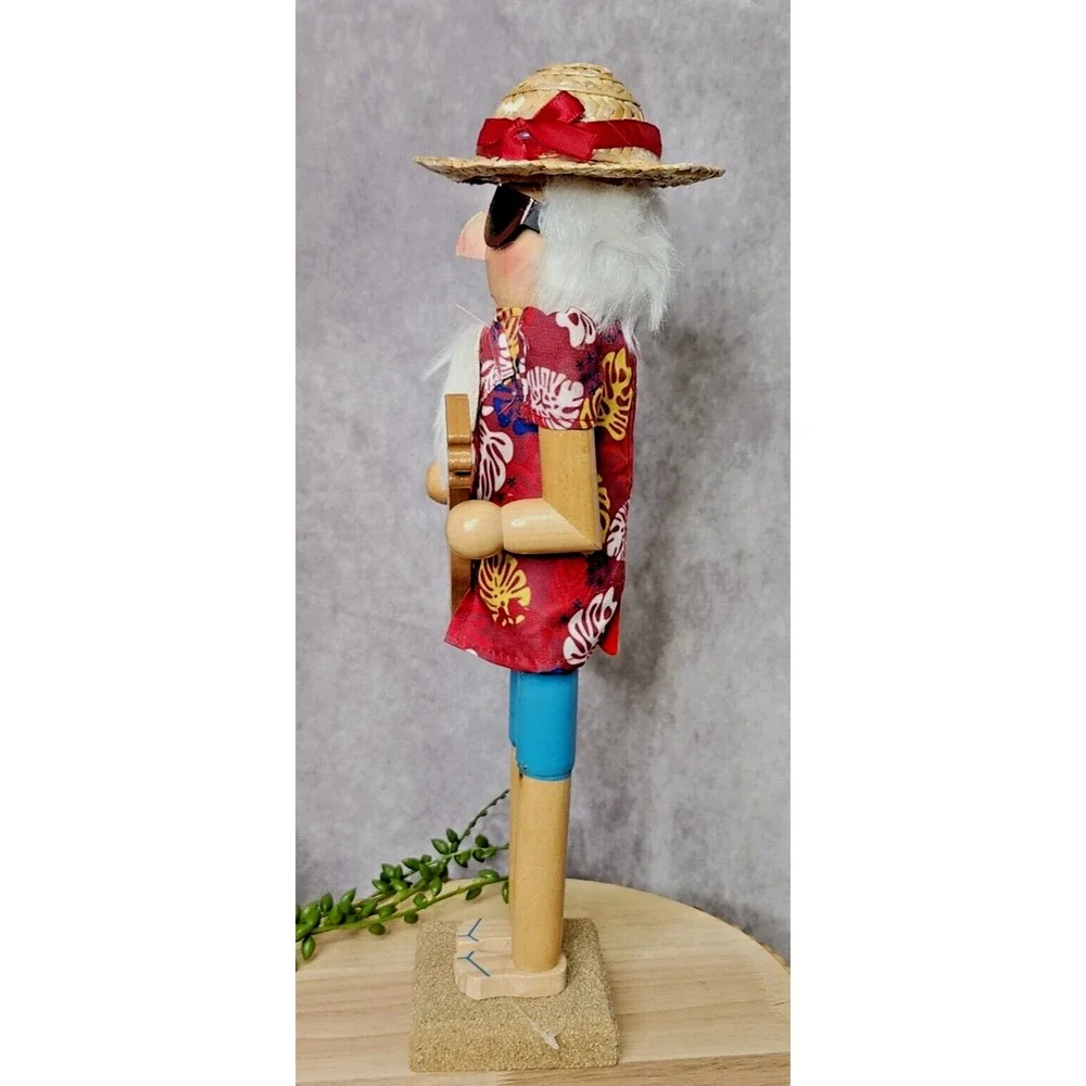 Beach Bum Nutcracker Hawaiian Tropical Shirt Santa Christmas Guitar Straw Hat‎